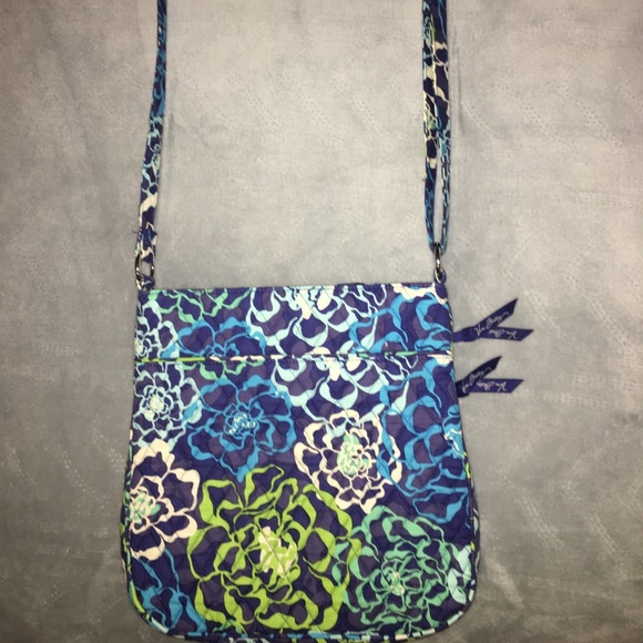 Vera Bradley Triple Zip Hipster Bag - Picture 3 of 6
